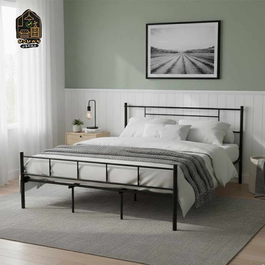 Single iron bed with a sturdy design