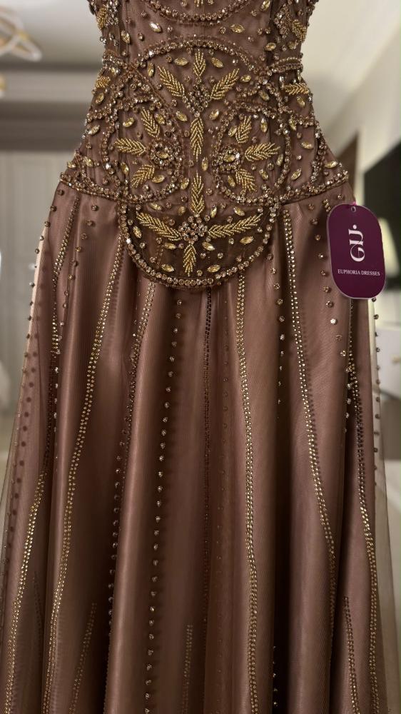 فستان جواهر  بني