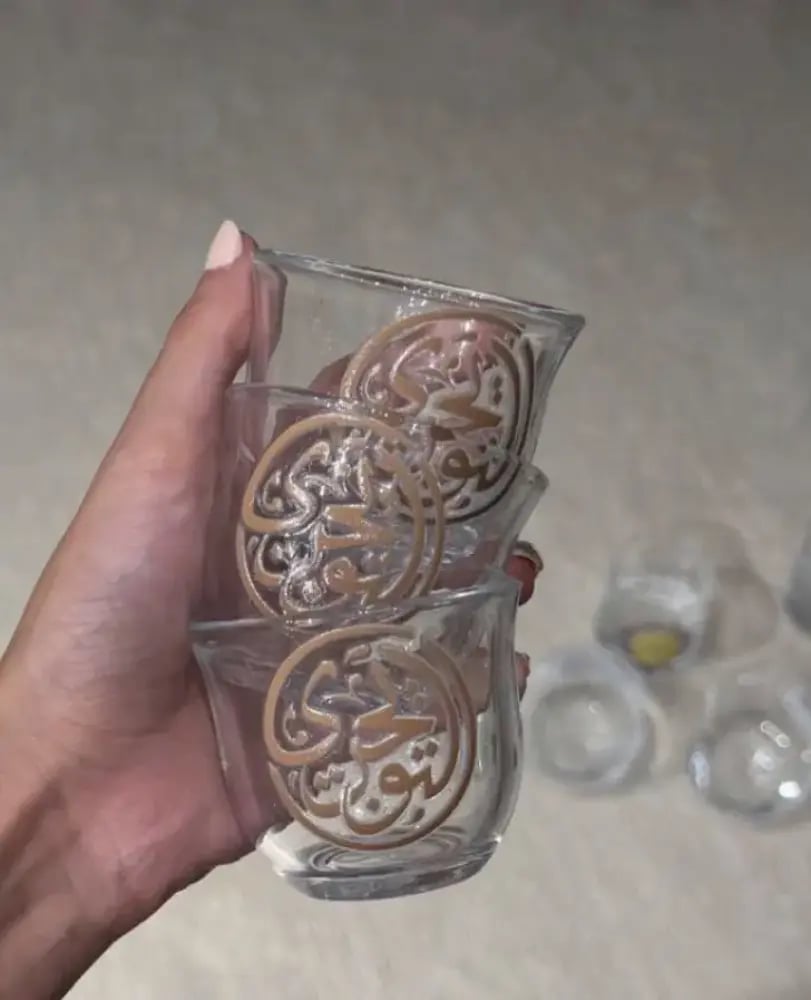 فنجان شفاف بتصميم خاص "حبة"