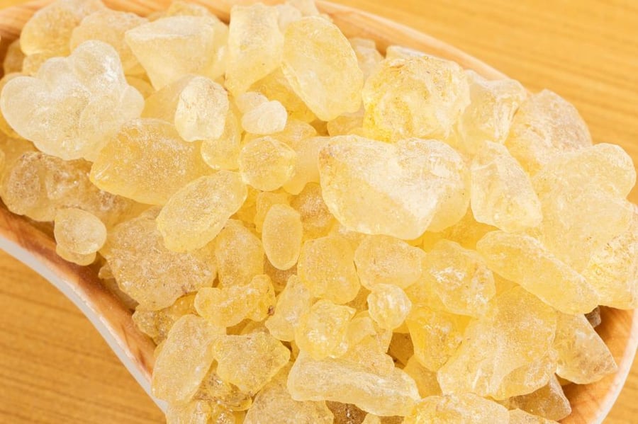 Yellow Mastic 250 grams