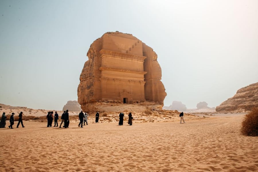 رحلة العلا ( شخص واحد غرفة واحدة ) 18 - 20 ديسمبر 2025.