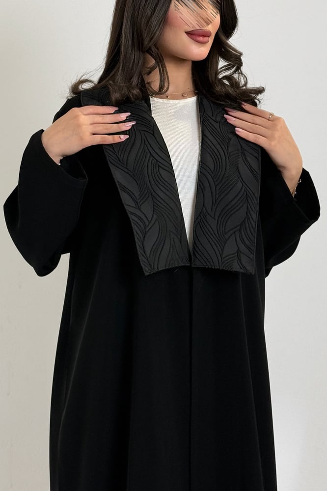 Practical crepe with jacquard, open wide
