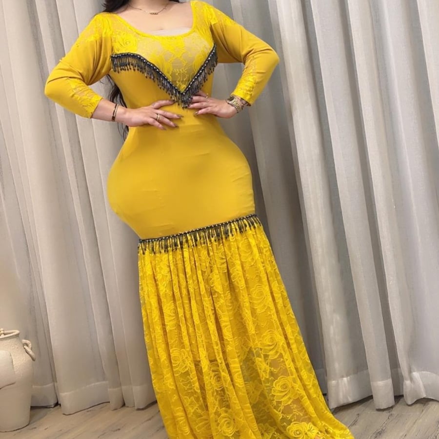 فستان نسائي