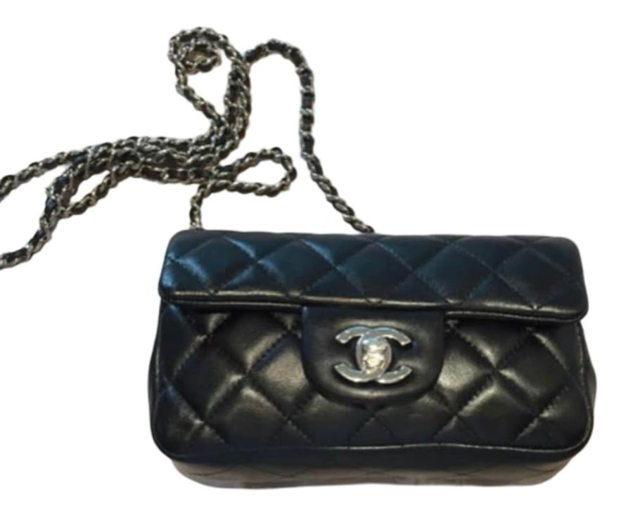 Changing the color of the leather bag according to taste