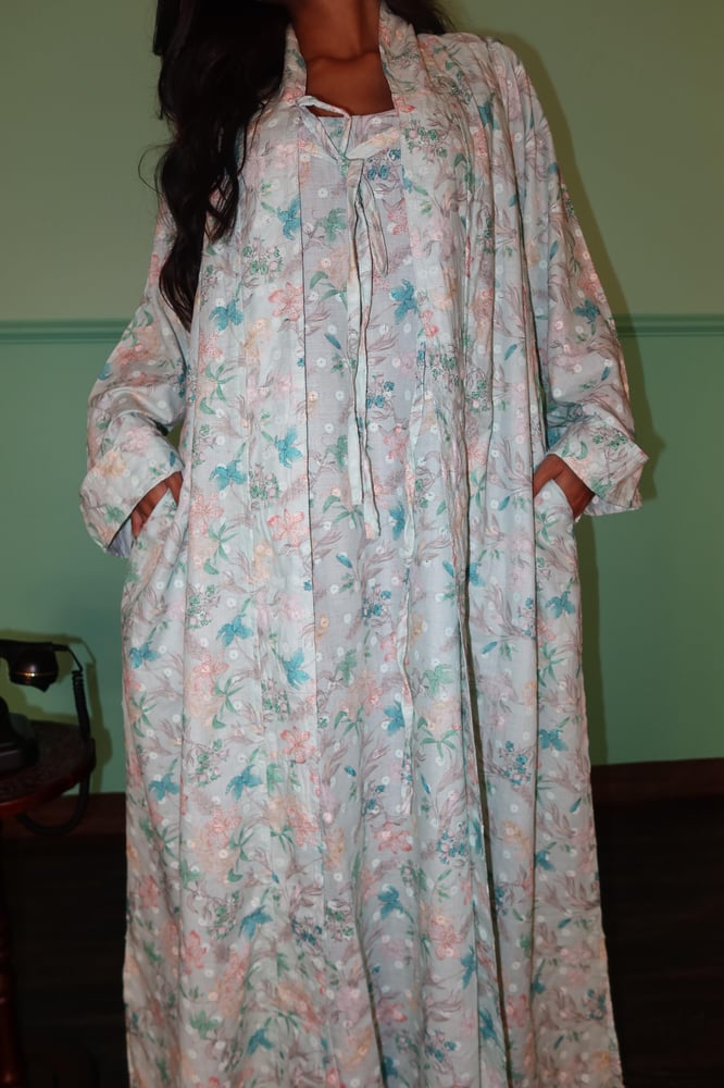 Floral Breeze Set طقم كامل