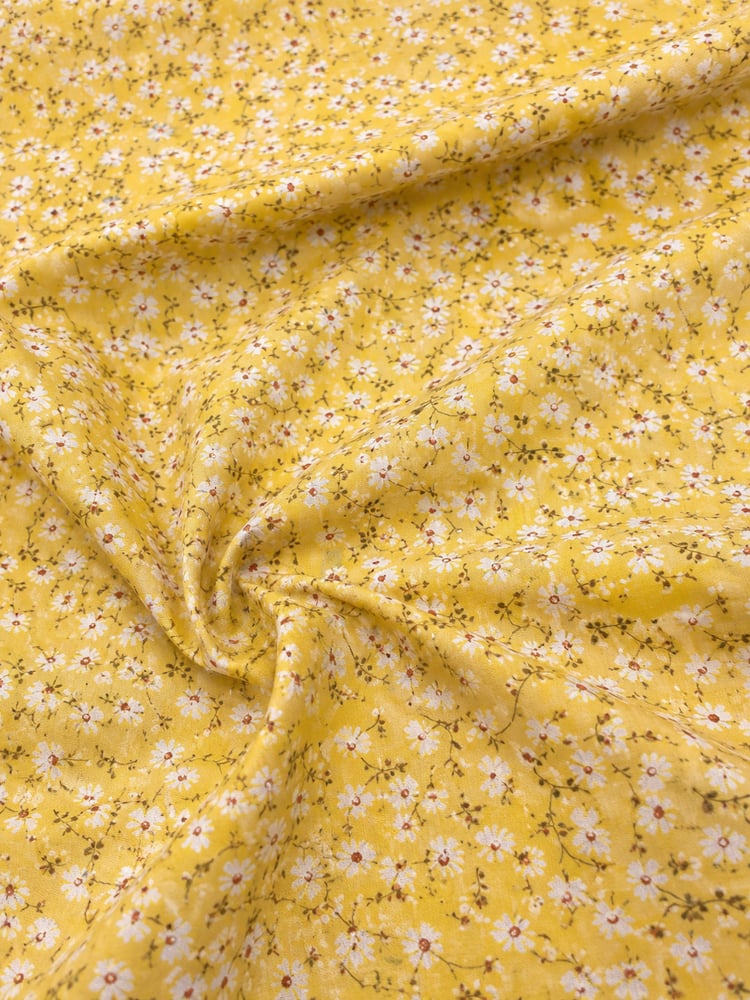 طقم sun yellow