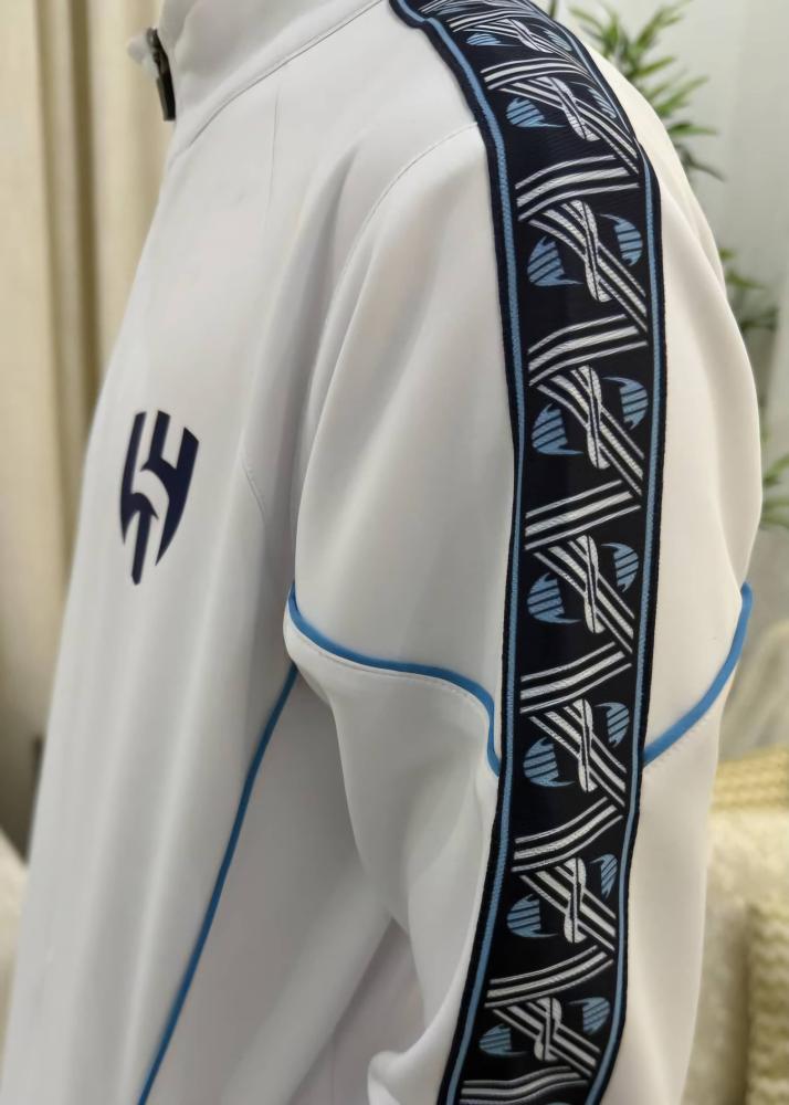 جاكيت الهلال الشتوي الابيض 2027