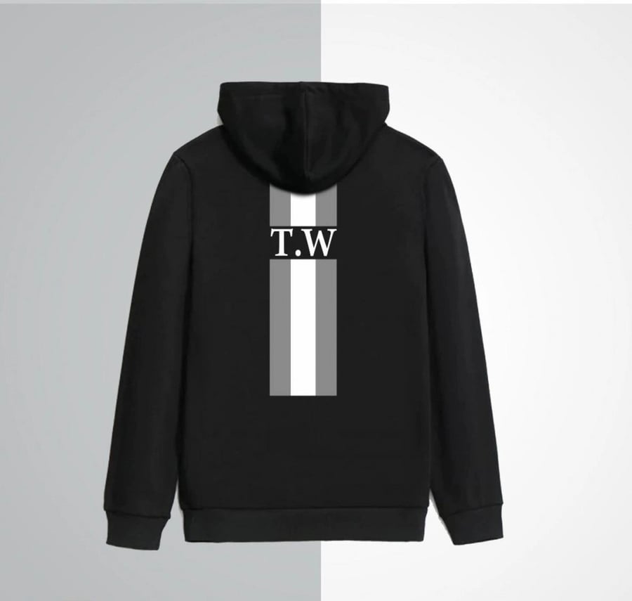 بلوفر بحركة T.W