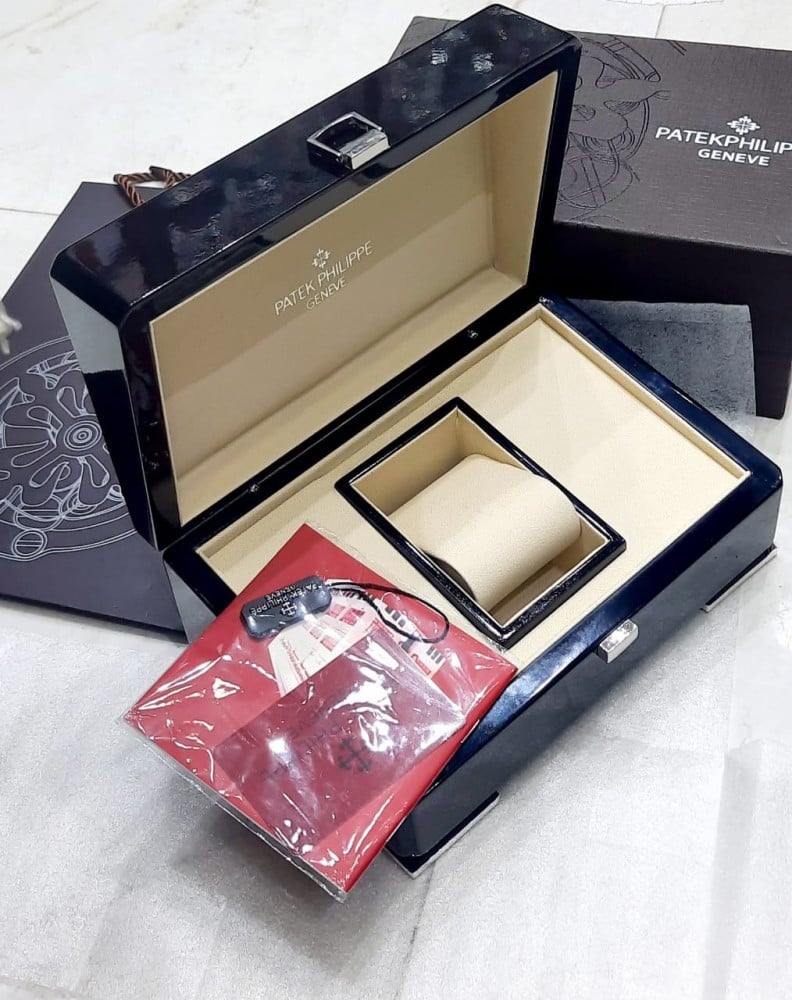 ساعة باتيك فيليب PATEK PHILIPPE