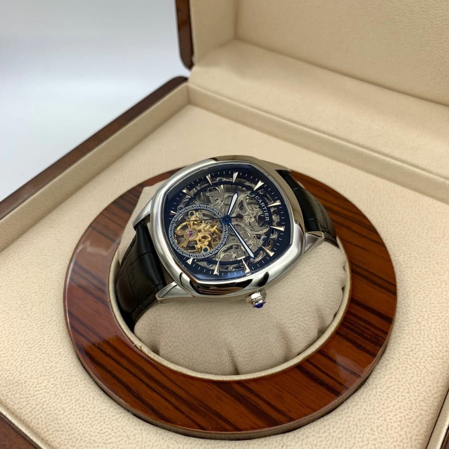 ساعة درايف دي  كارتير جلد CARTIER