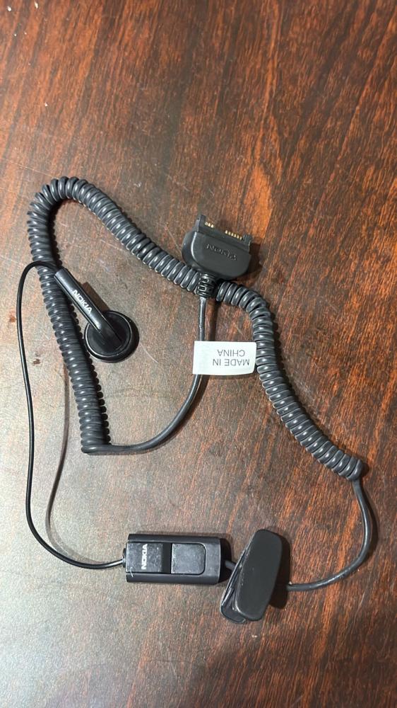 سماعة نوكيا الأصلية طراز Nokia HS-47 النادرة بحالة الوكالة (لعشاق التراث والنوادر) سماعة اصلية قطعة تراثية نادرة جدا