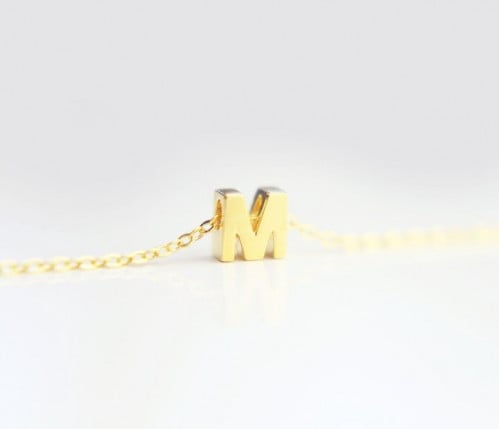 سلسله حروف لون ذهبي