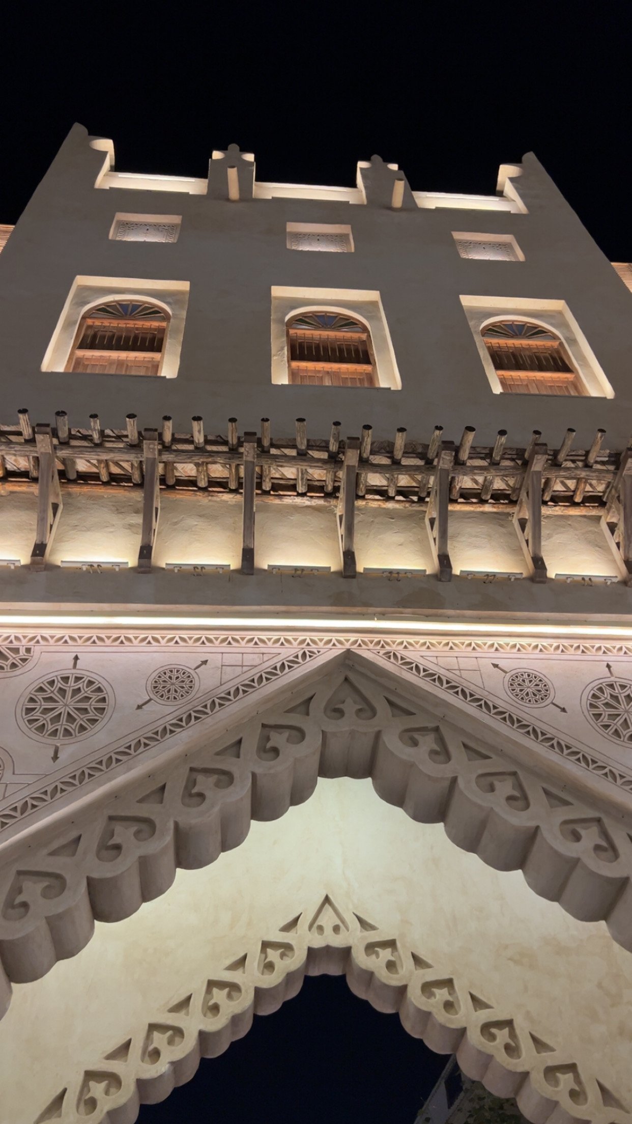 طاهر الساروت