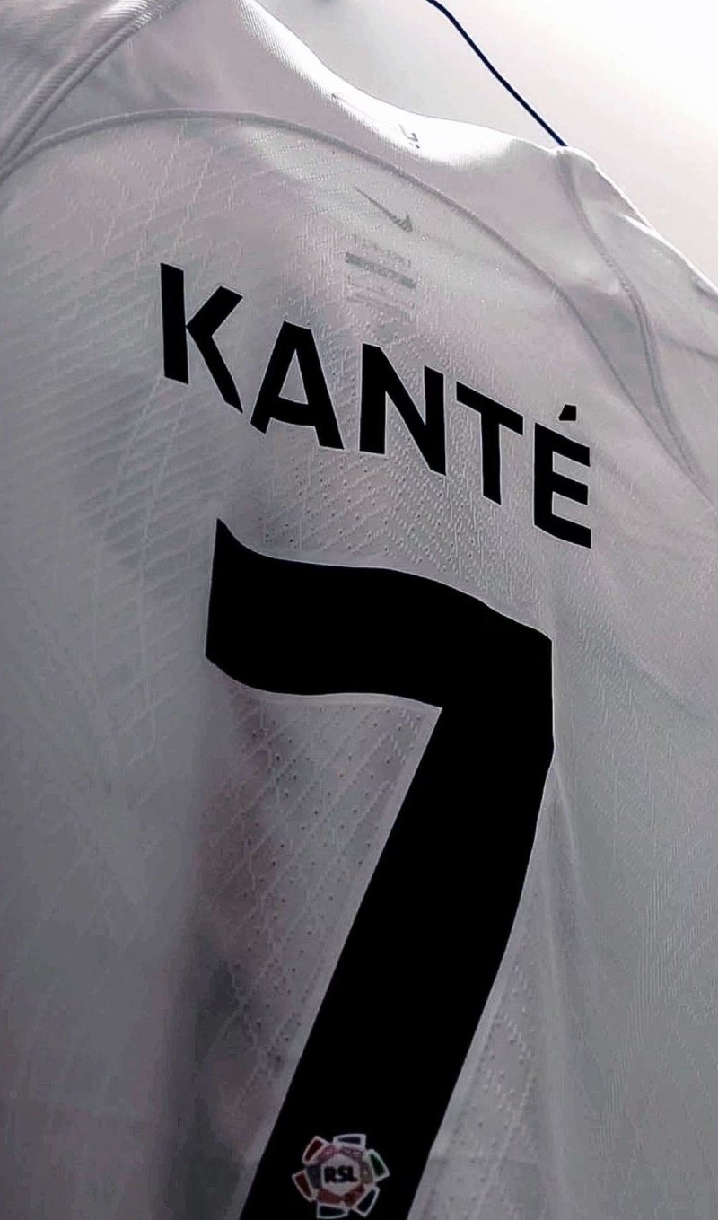 ضاري الدوسري