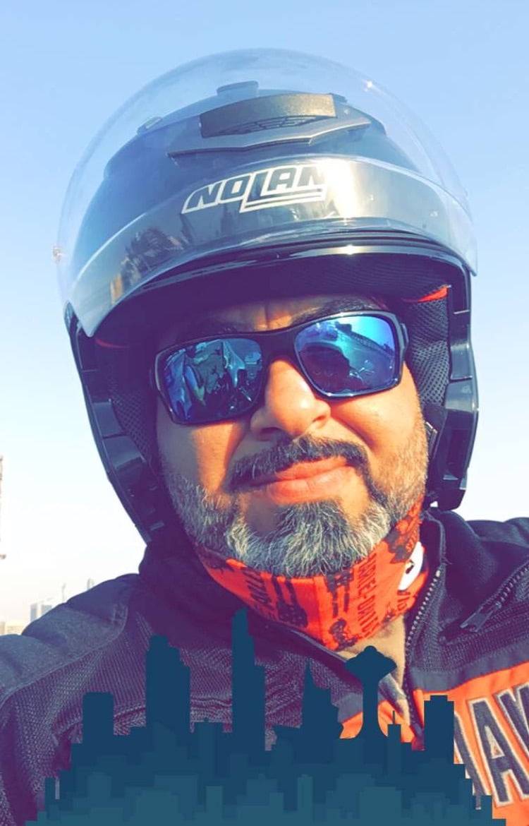 مجيب 