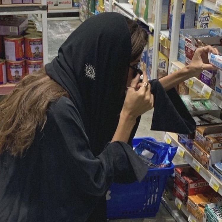 دارين ال عزيز