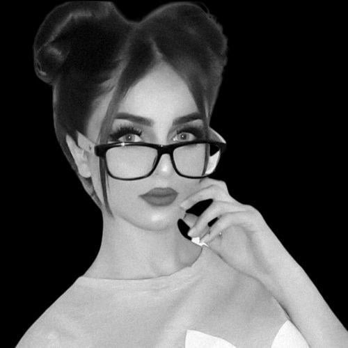 شيخه الدوسري