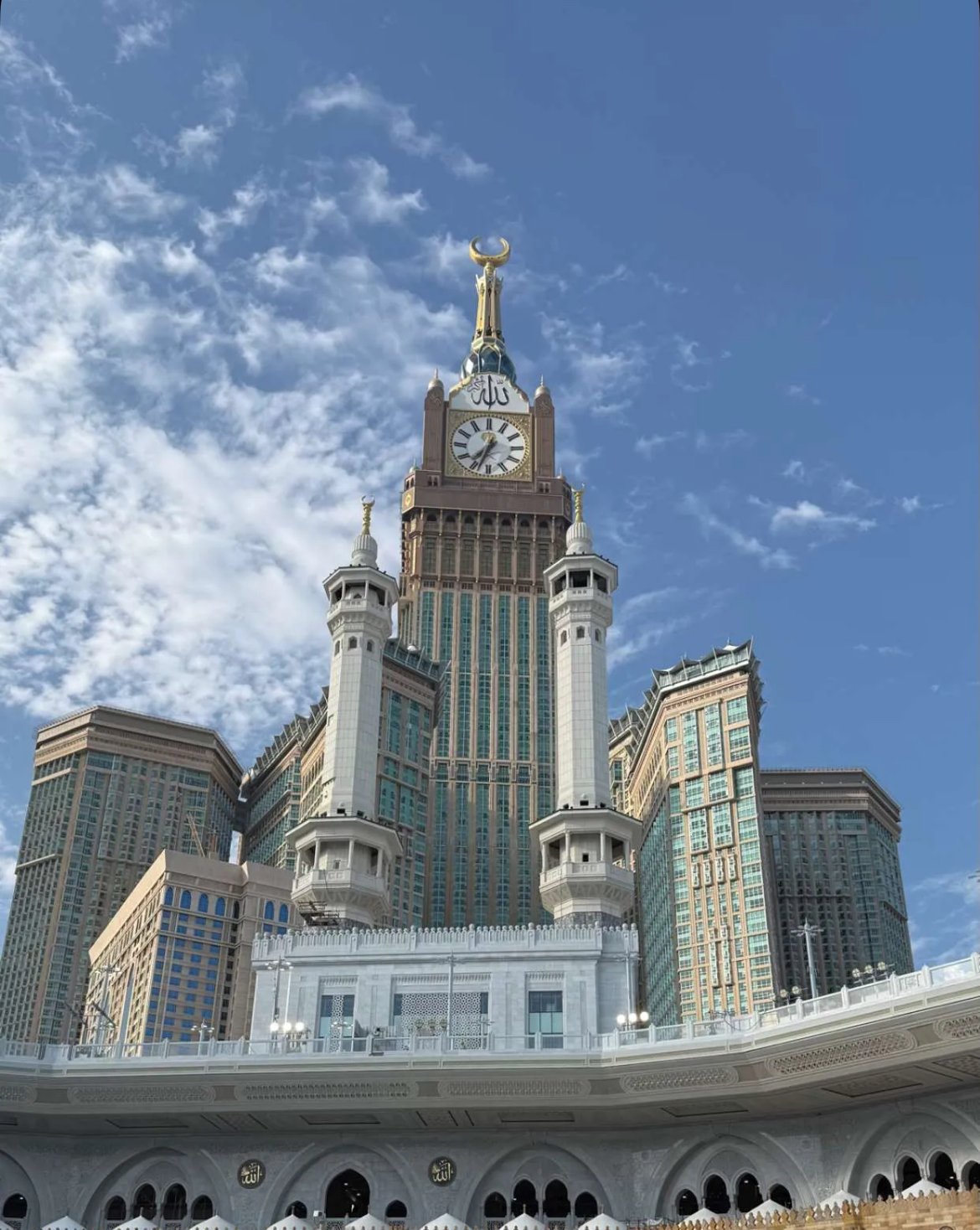 سارا القحطاني