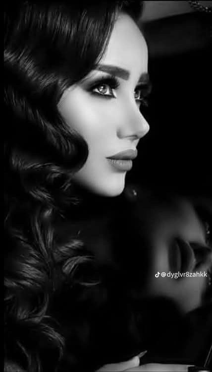 لطيفه العنزي