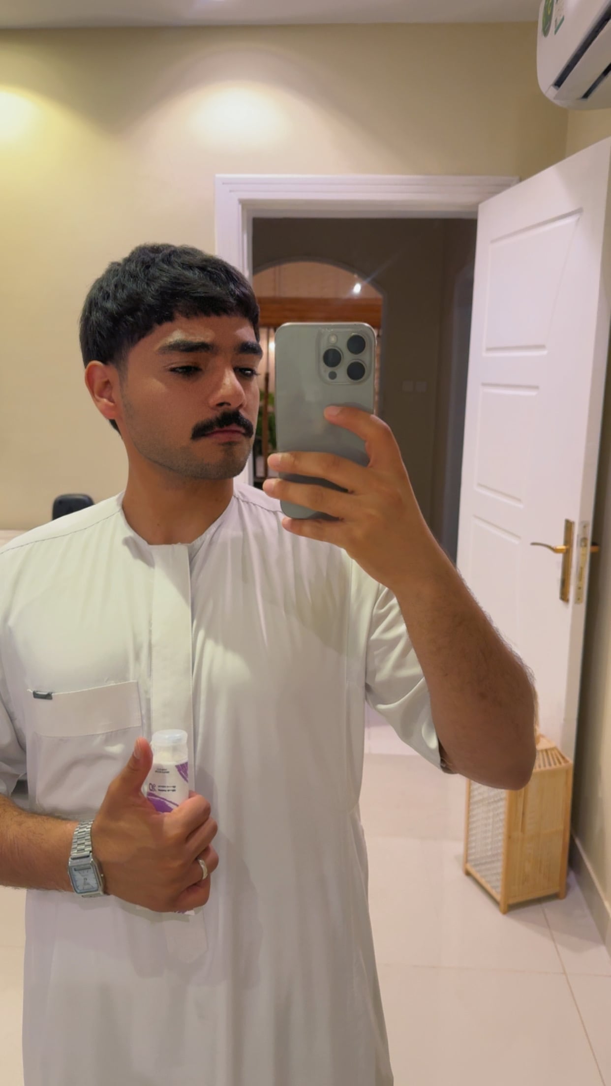 خلف 