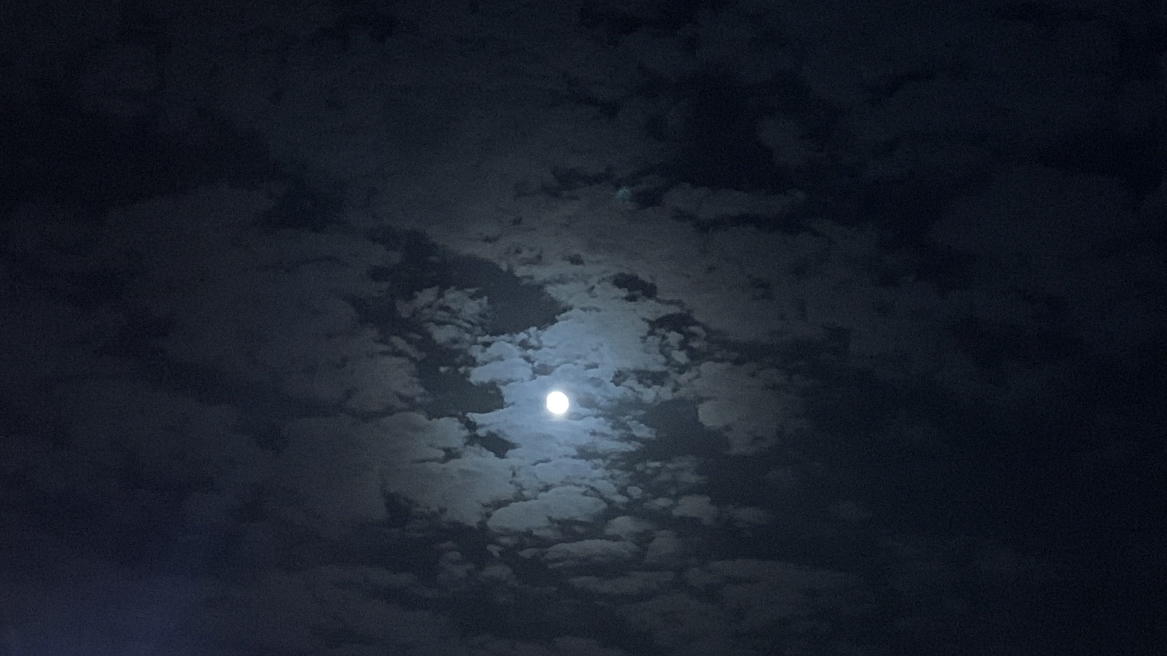 عدام الدوسري