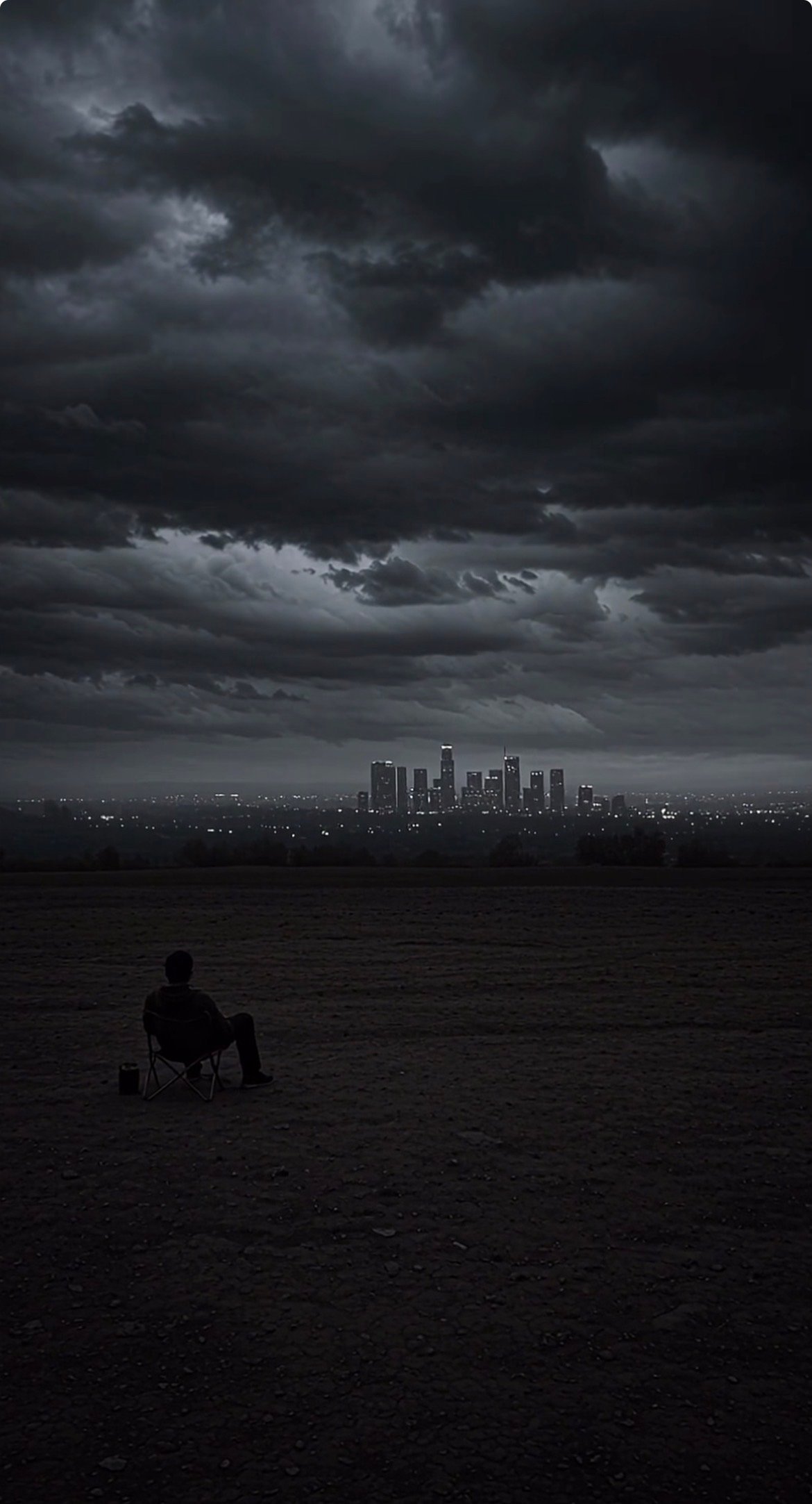 نايف العنزي