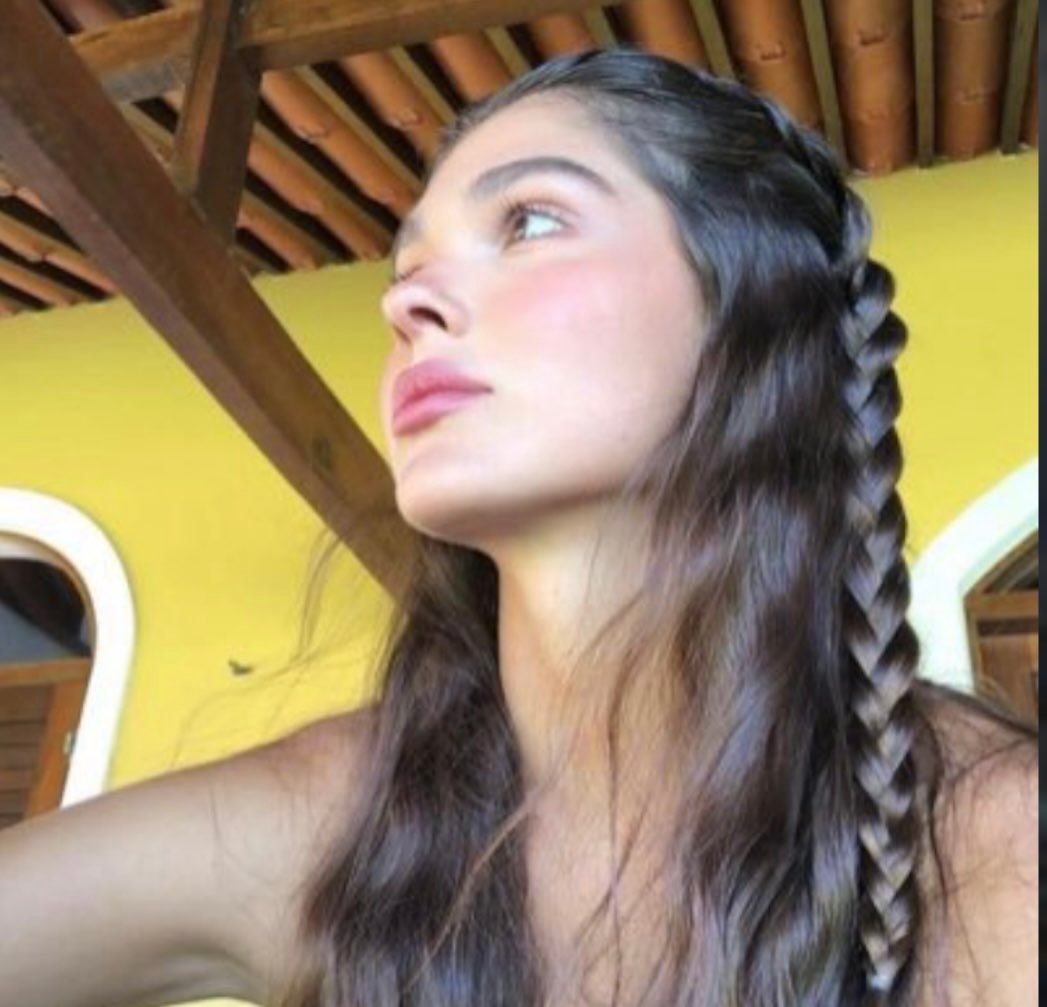 ساره الحربي