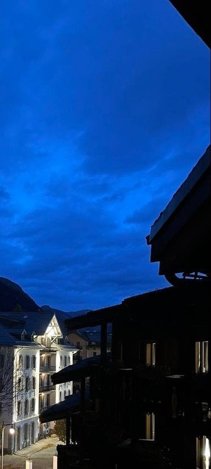 خديجه الغانمي