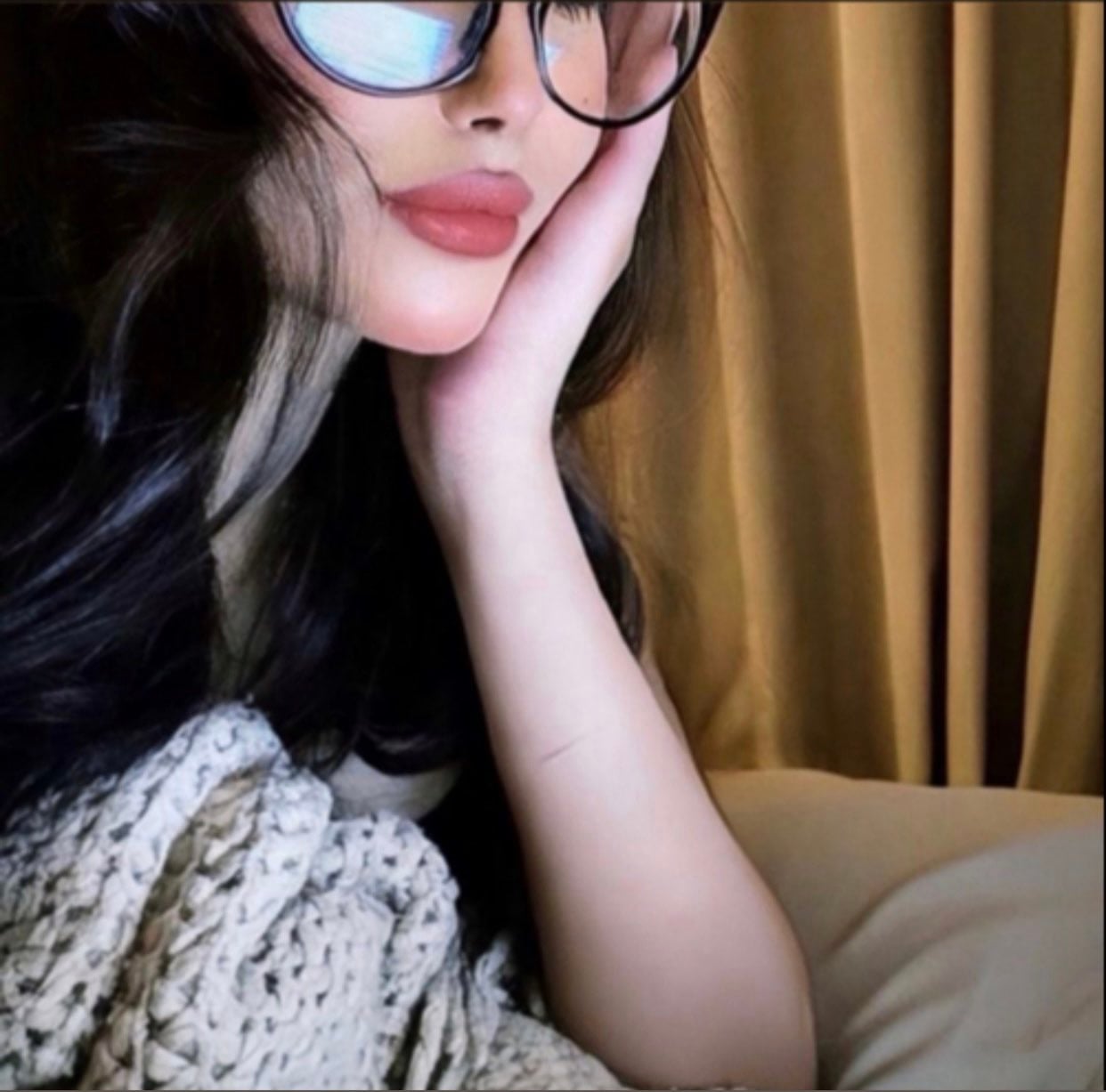 ساره العنزي