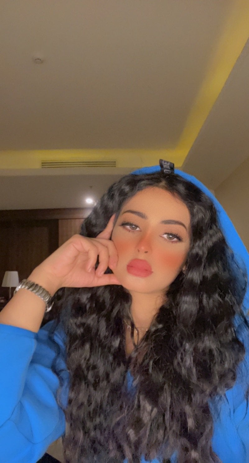 سارة ابو ملحه