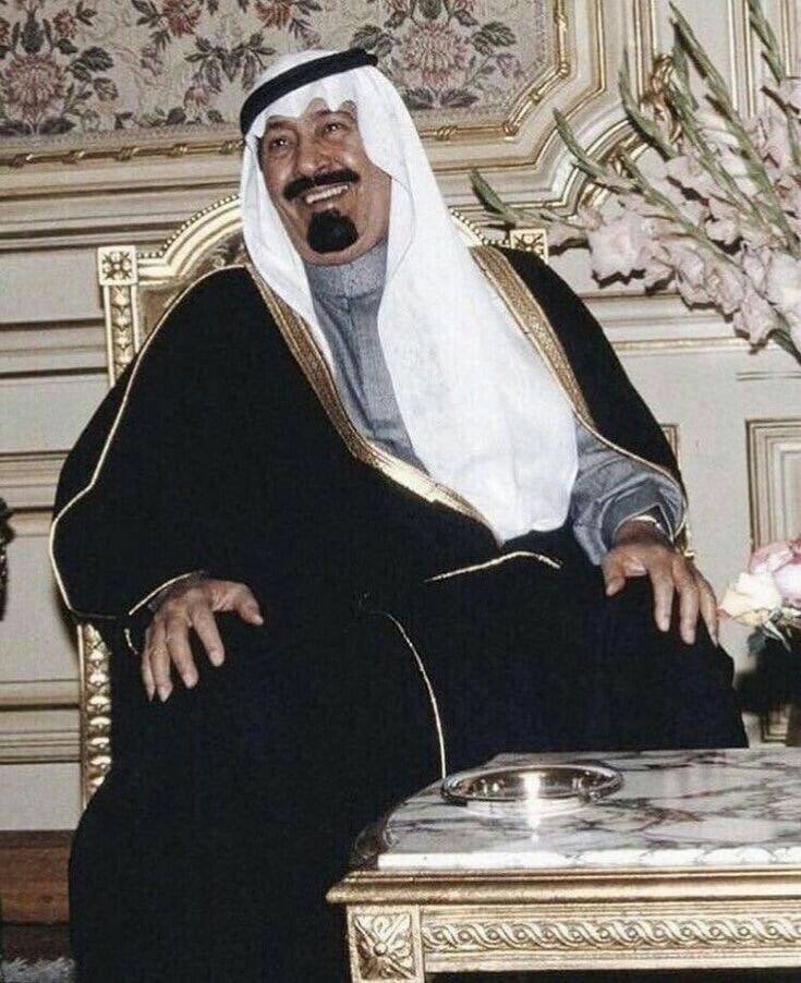 نواف العنزي
