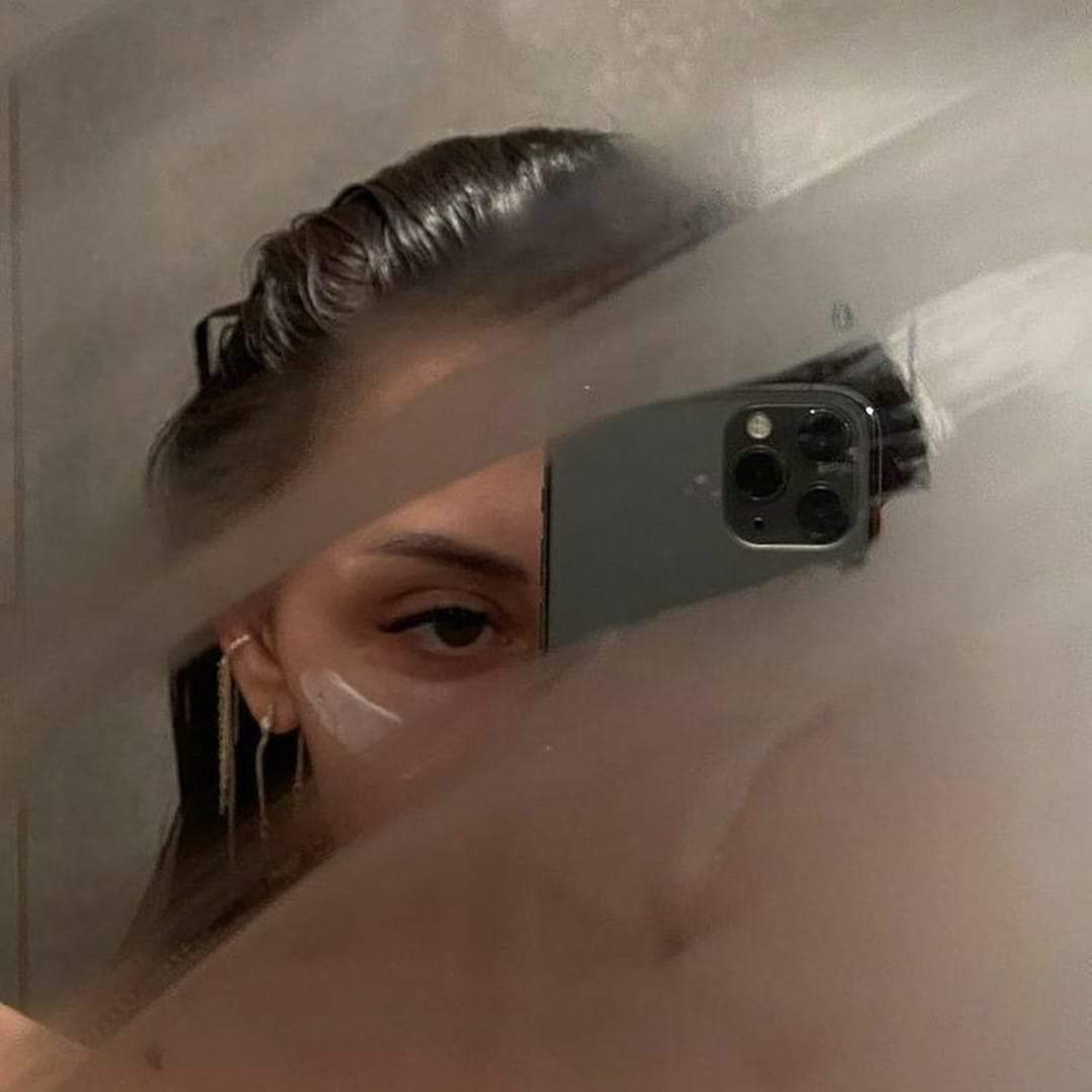 نادين آلُِغآمدِي