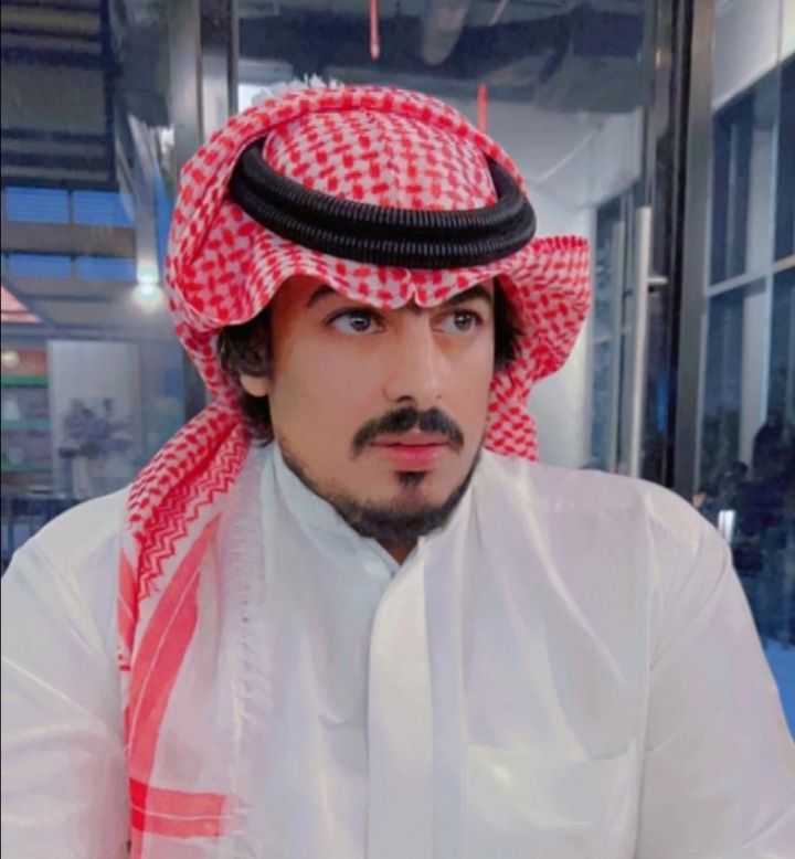 علي الخليفه