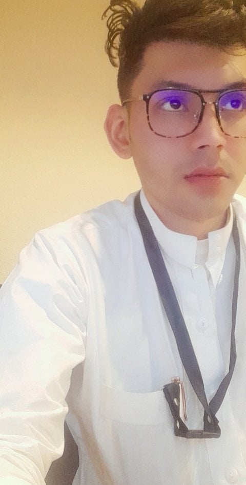 احمد ال حكيم