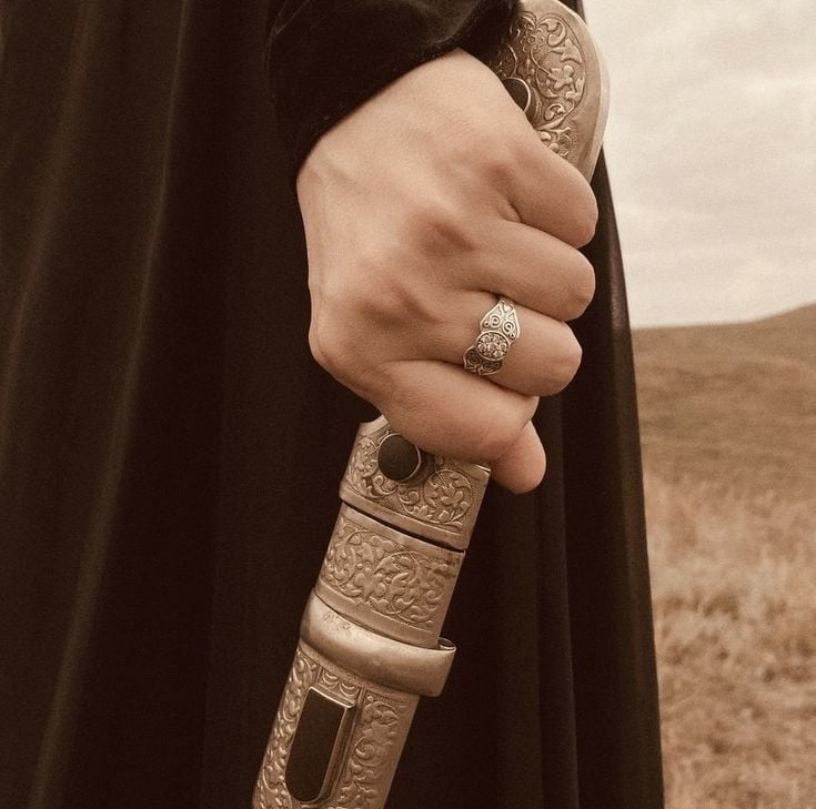 غاليه ال مساعد