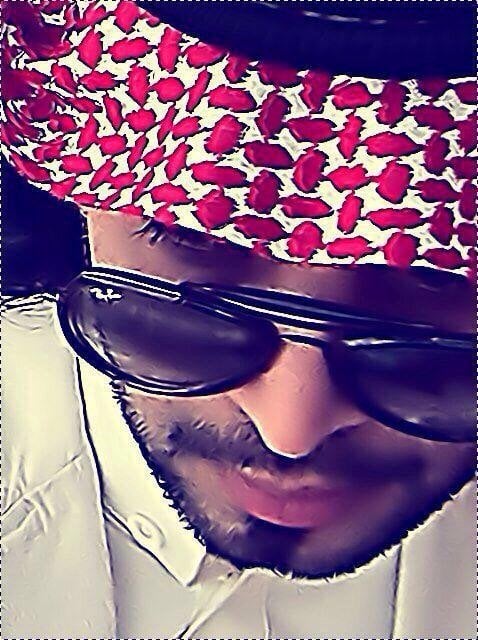 نواف العنزي