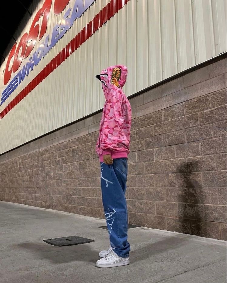 خالد عبدالقادر عبدالعزيز .