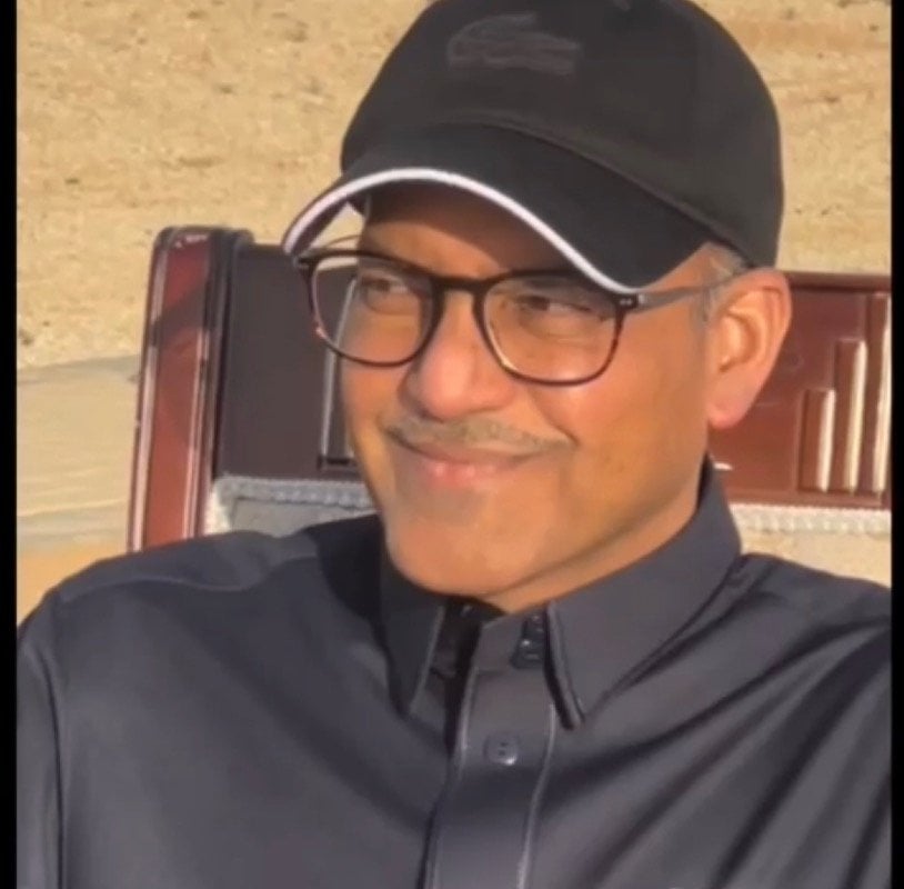 عادل وزير