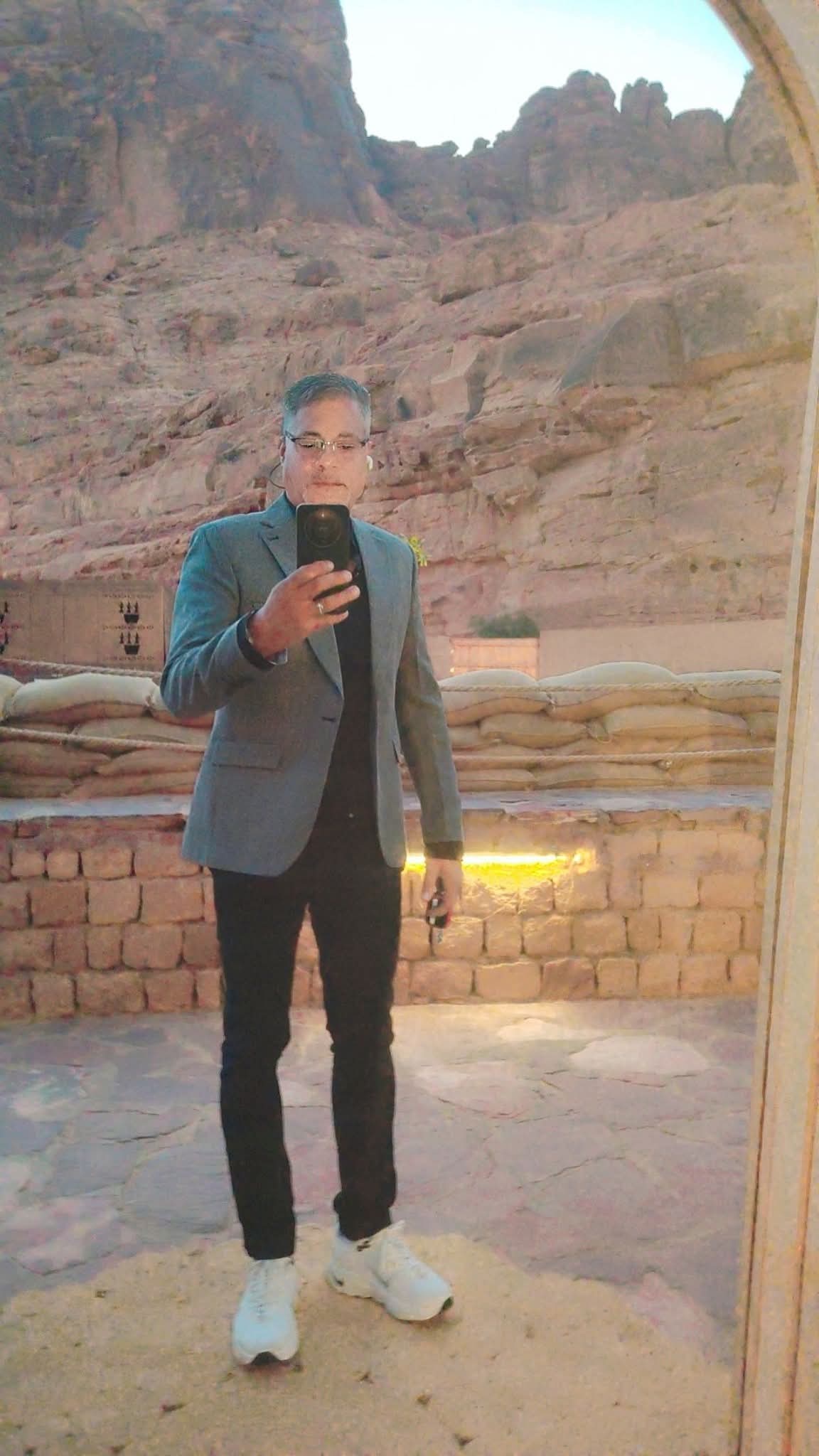 عمرو دياب
