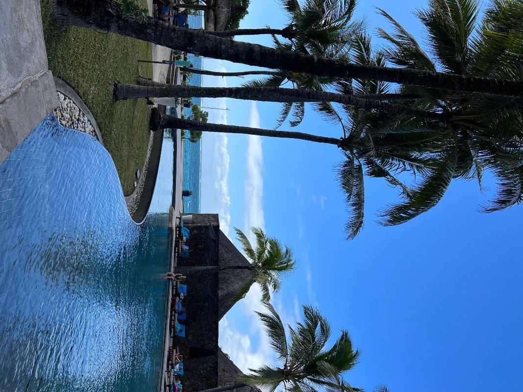 غاده عبدالله