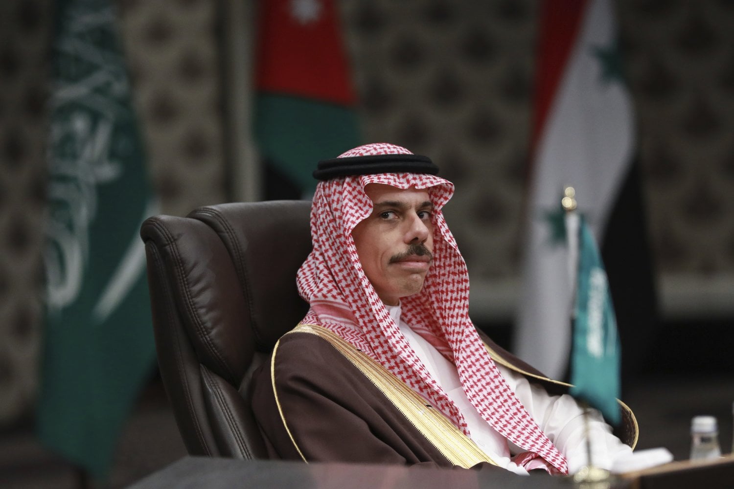 طلال 