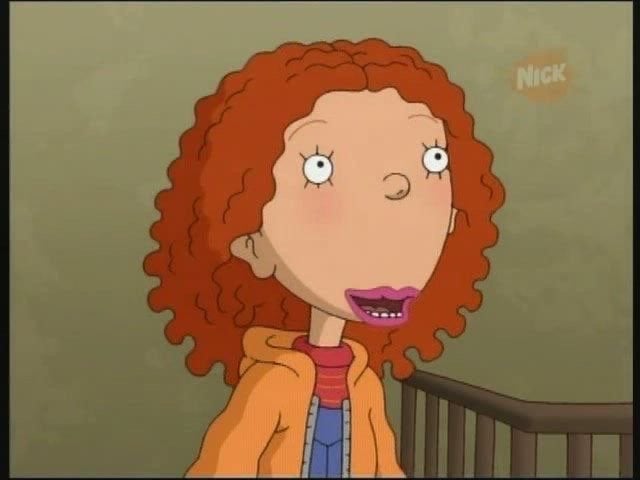 عائشه الهلالي