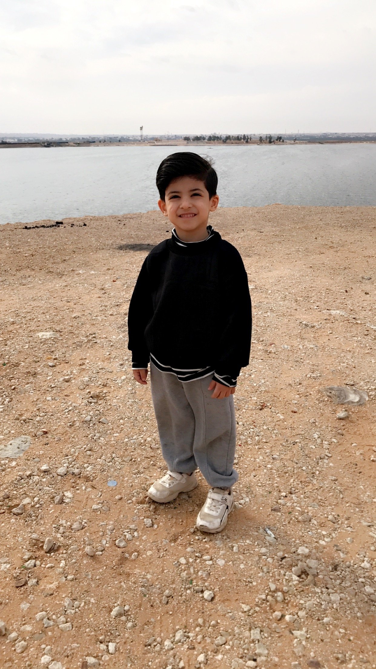 فيصل العنزي