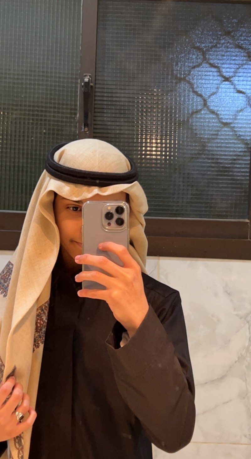 عزام محمد
