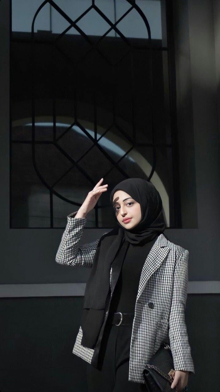 Dunya Al-Mishqab