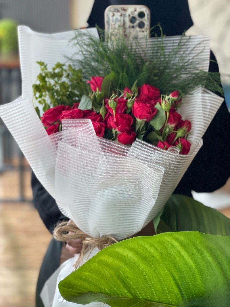 عزيزه صلهبي