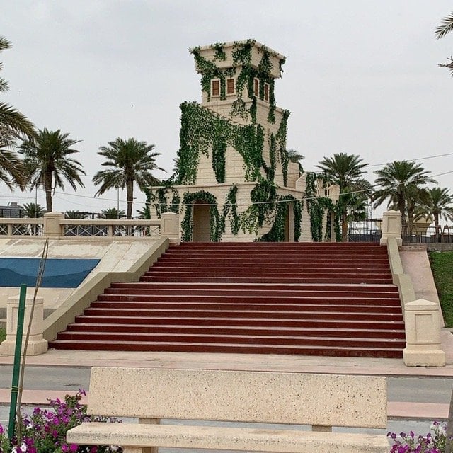 يوسف العتيبي