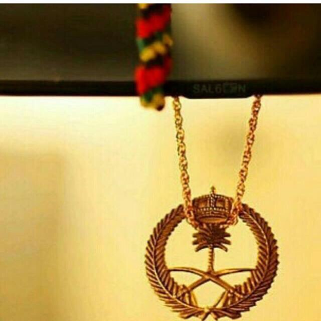 نواف العنزي