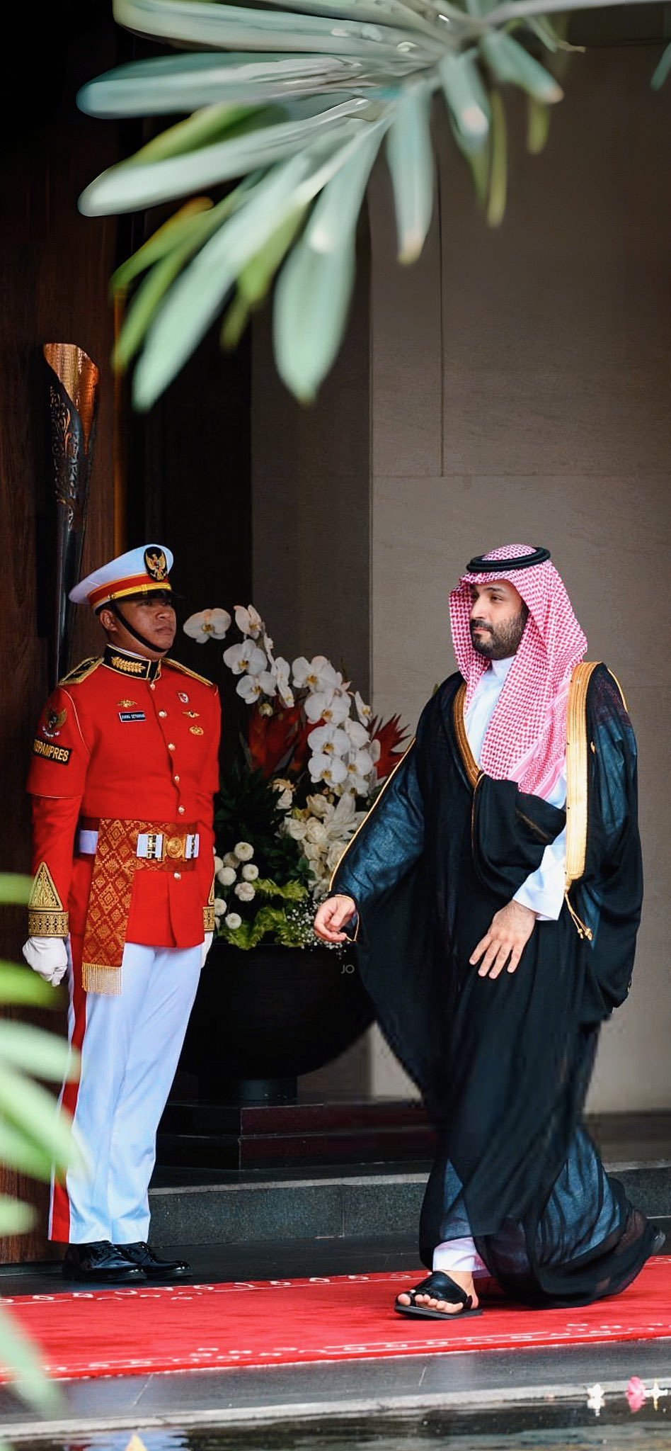 الحجاج المشيعل