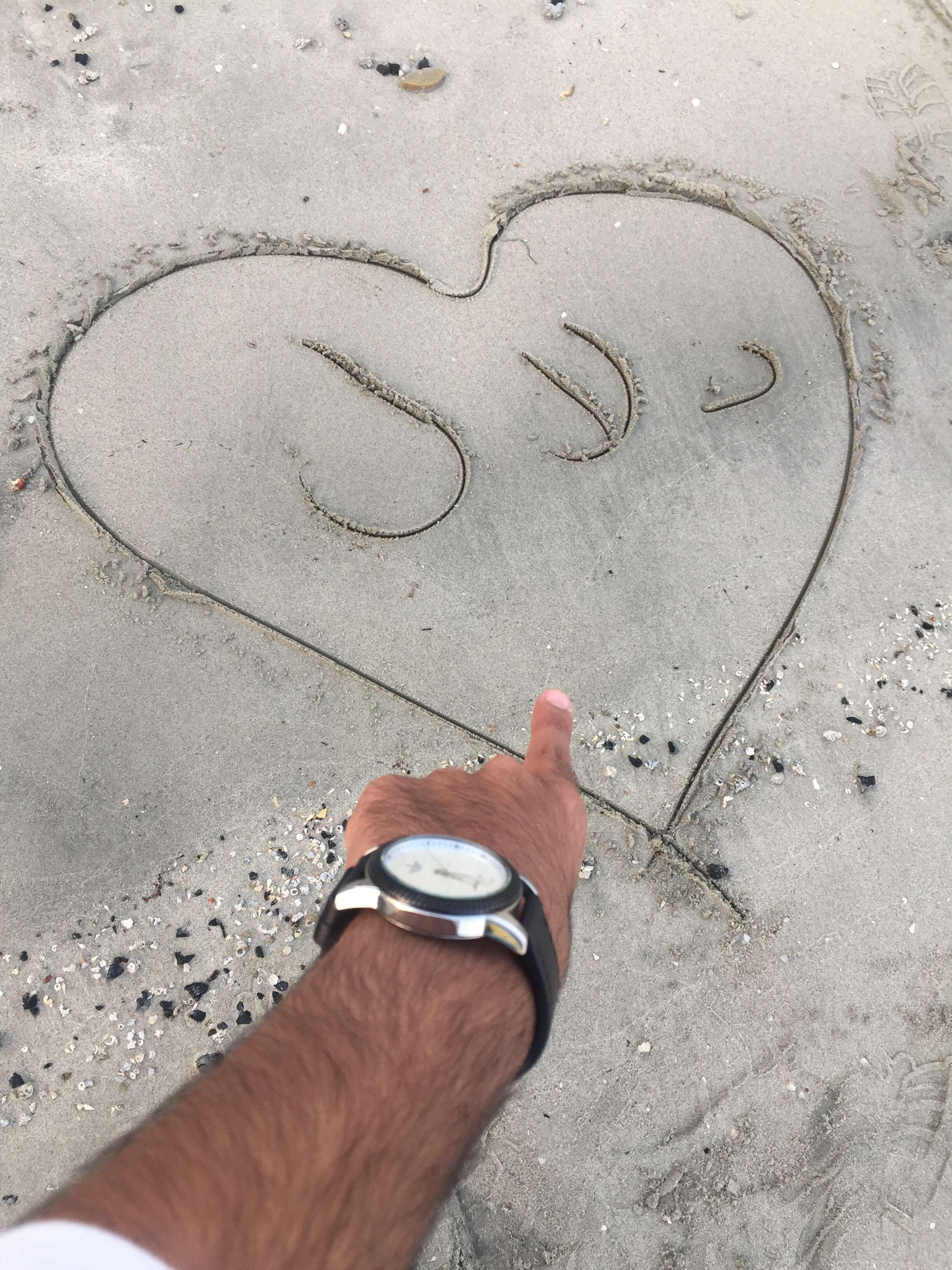 دلال الحناكي